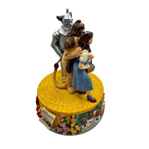 Wizard Of Oz Figurine San Francisco Music Box Dorothy Scarecrow Tinman Lion 2001 - Picture 2 of 9